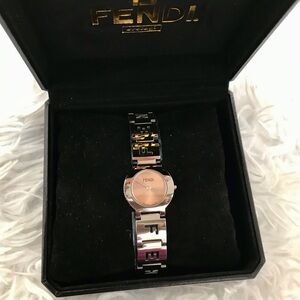 Fendi Watch Women Unused